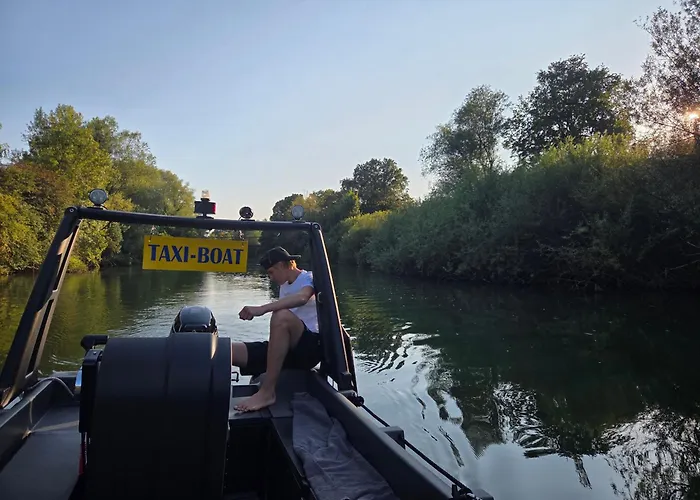 Semesterbostad River Ljubljanica Ljubljana