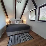 River Ljubljanica Semesterbostad *