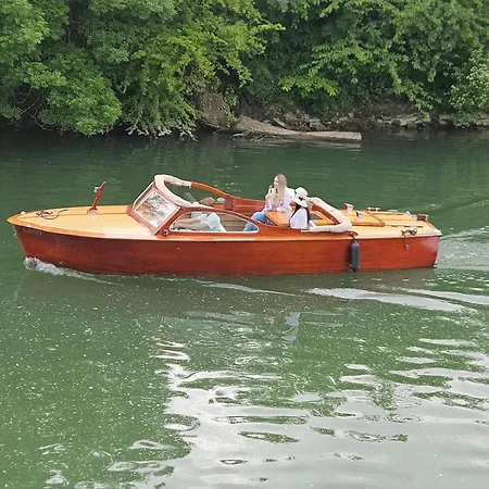 River Ljubljanica Сasa de vacaciones