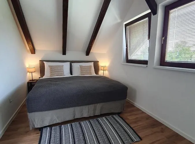 River Ljubljanica Holiday home *